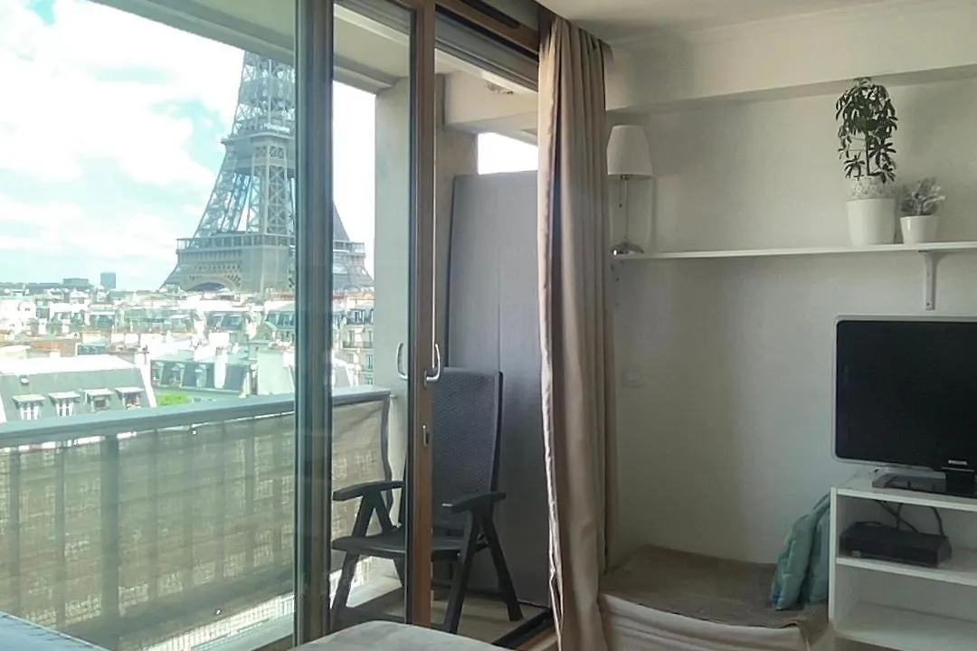 Penzion Magnifique Vue Tour Eiffel Studio Prive Avec Balcon